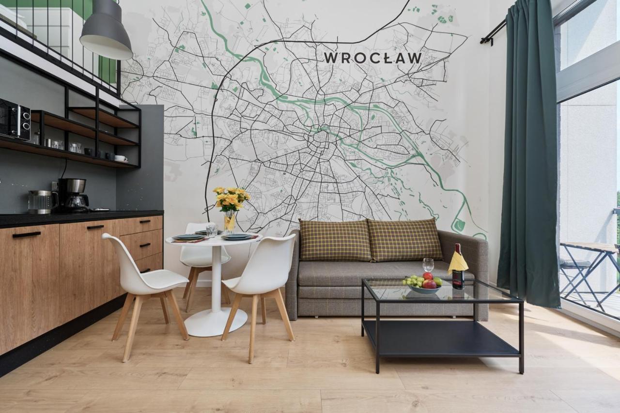 Mezzanine Studio Apartments Zarembowicza Wroclaw Airport By Renters Esterno foto