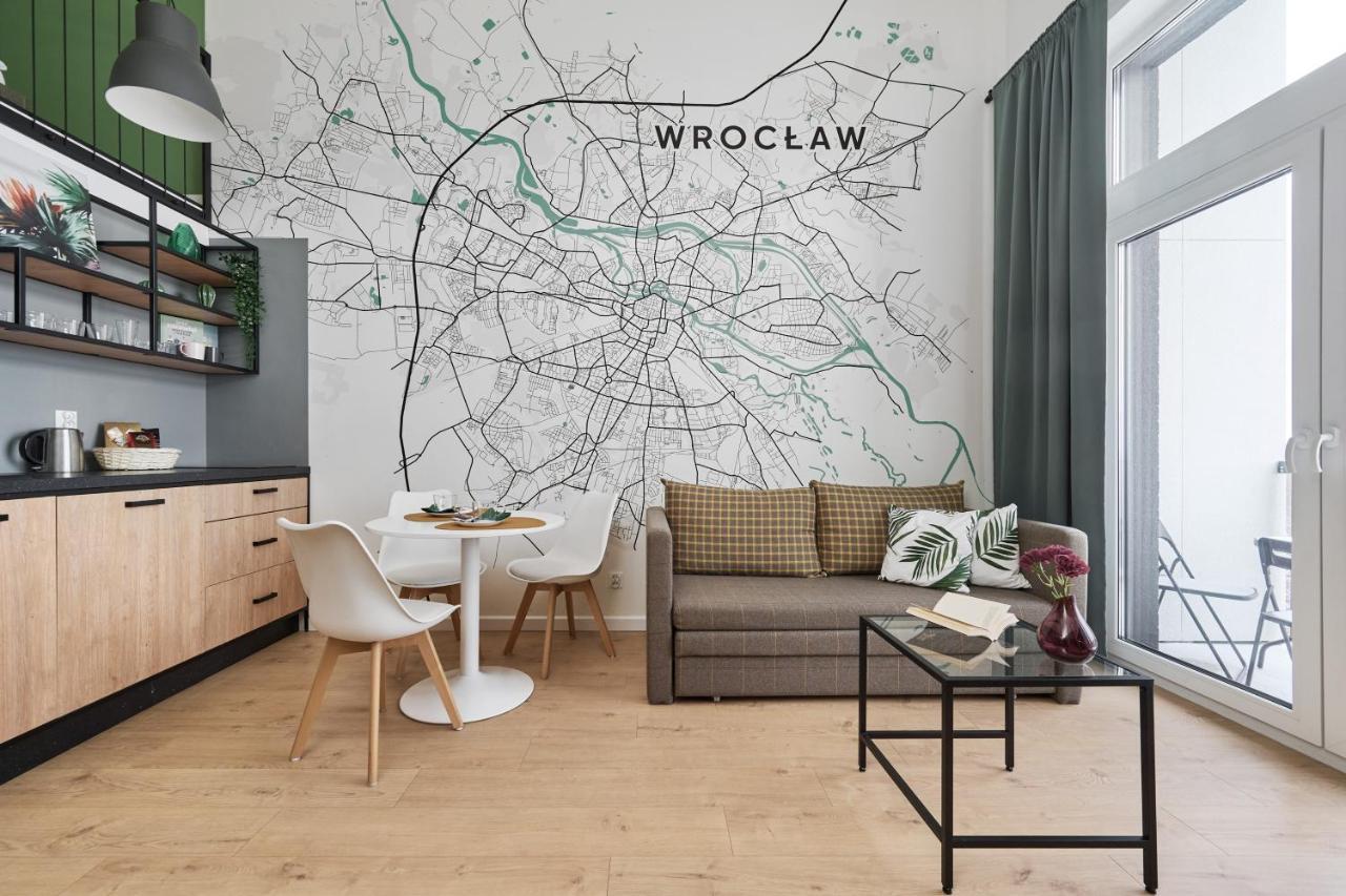 Mezzanine Studio Apartments Zarembowicza Wroclaw Airport By Renters Esterno foto