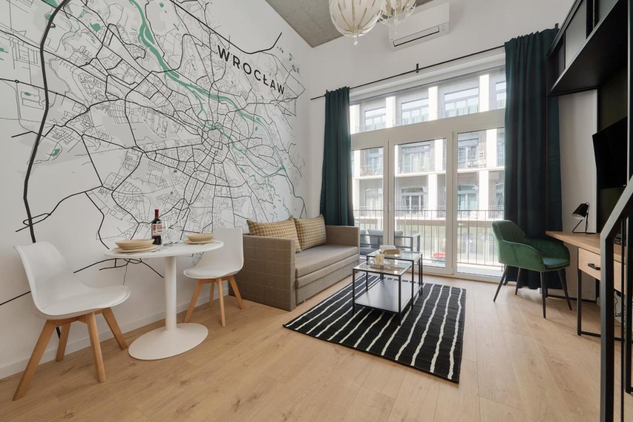 Mezzanine Studio Apartments Zarembowicza Wroclaw Airport By Renters Esterno foto