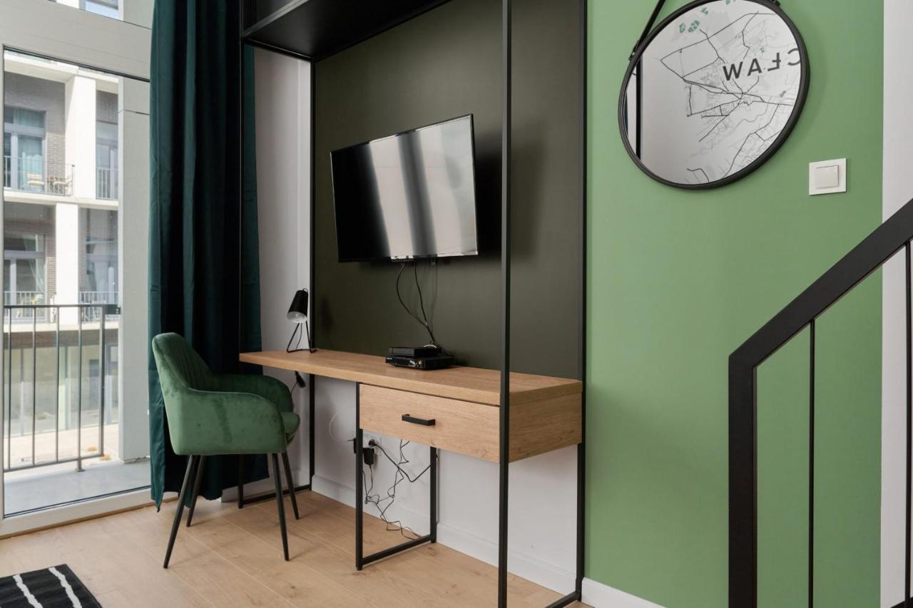 Mezzanine Studio Apartments Zarembowicza Wroclaw Airport By Renters Esterno foto